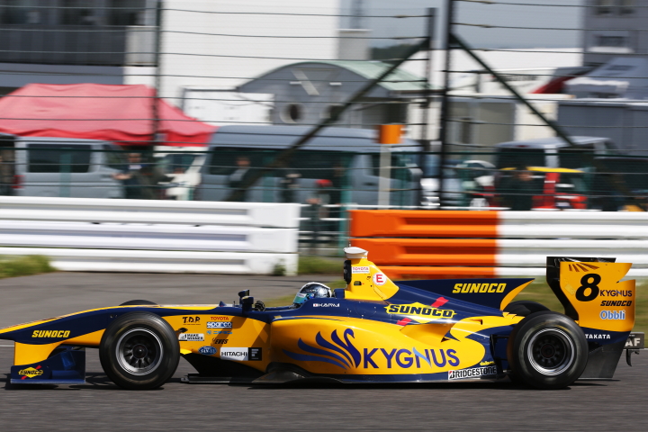 ノックアウト予選Q1: 小林可夢偉（Team KYGNUS SUNOCO SF14）