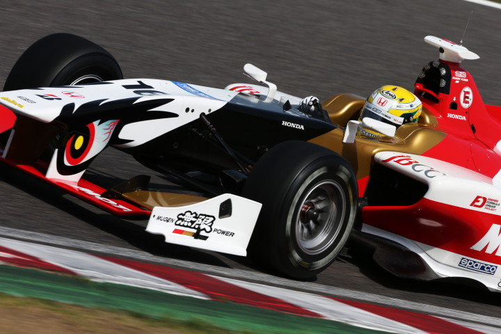 ノックアウト予選Q1: 山本尚貴（TEAM 無限SF14）