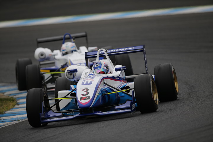 Nクラス優勝は三浦愛（EXEDY）