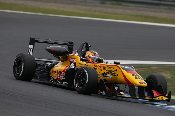 予選2位は高星明誠（B-MAX NDDP F3）