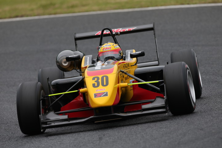 Nクラス予選3位はドラゴン（B-MAX RACING F308）