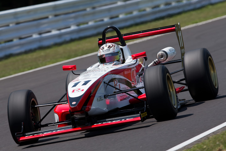 優勝は牧野任祐（DODIE・制動屋・ルーニー）