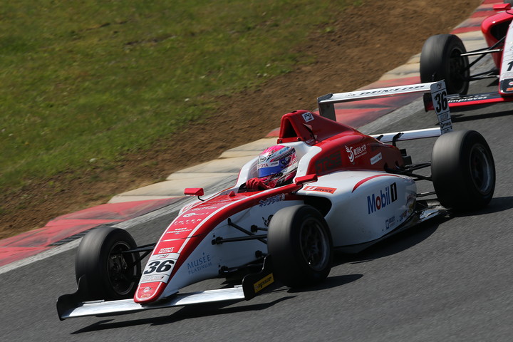 優勝は坪井翔（FTRSスカラシップF4）