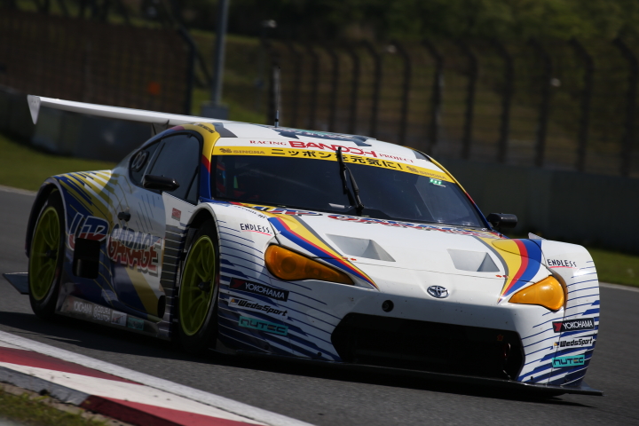 公式練習: 中山友貴／マルコ・アスマー／井出有冶組（GT300クラス・UPGARAGE BANDOH 86）