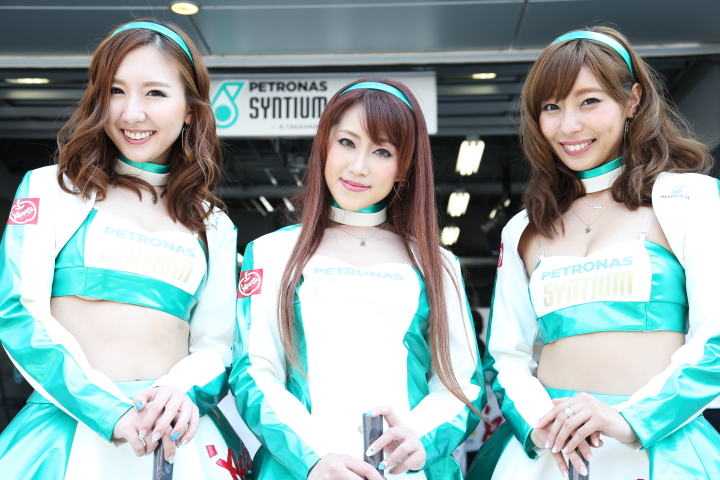 ピットウォーク: レースクイーン