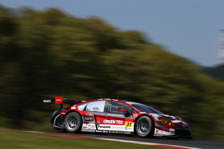 GT300クラスノックアウト予選Q1:中山雄一（TOYOTA PRIUS apr GT）