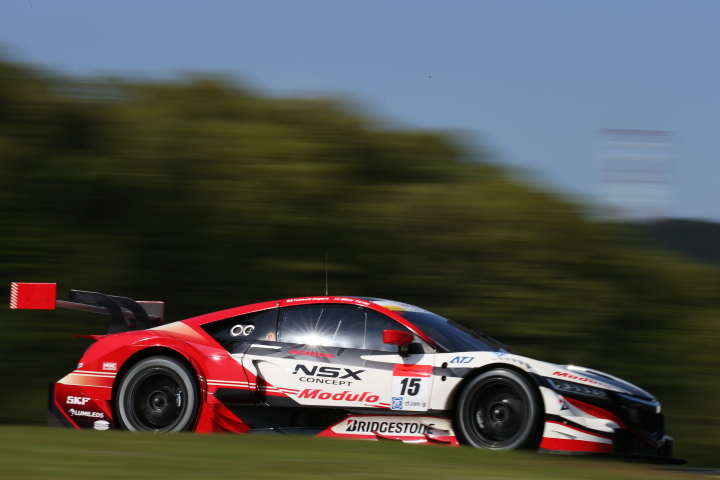 GT500クラスノックアウト予選Q1: 小暮卓史（ドラゴモデューロNSX CONCEPT-GT）