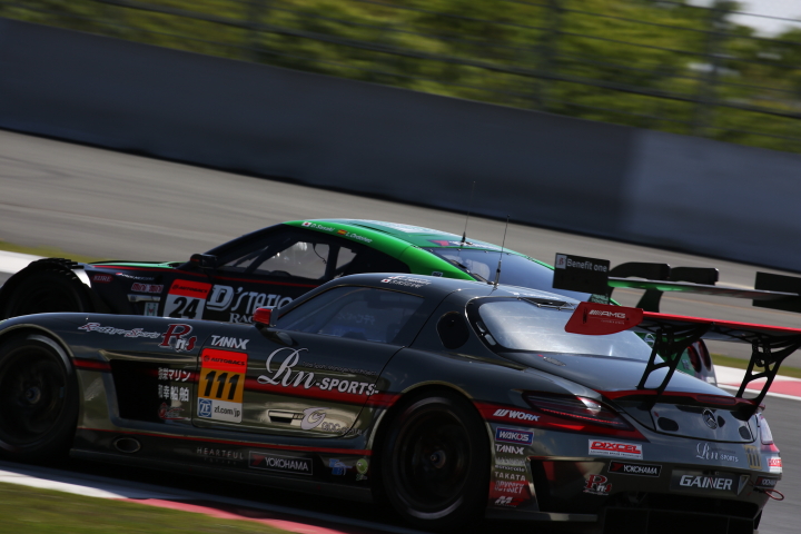 フリー走行: 植田正幸／鶴田和弥／池上真組（GT300クラス・Rn-SPORTS GAINER SLS）