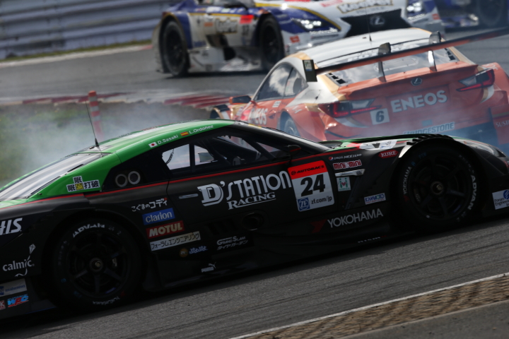決勝レース: 佐々木大樹／ルーカス・オルドネス組（GT500クラス・D'station ADVAN GT-R）がスピン