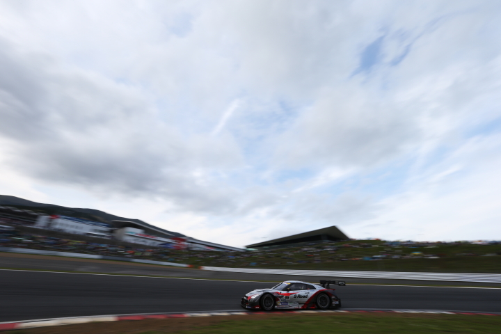決勝レース: 本山哲／柳田真孝組（GT500クラス・S Road MOLA GT-R）