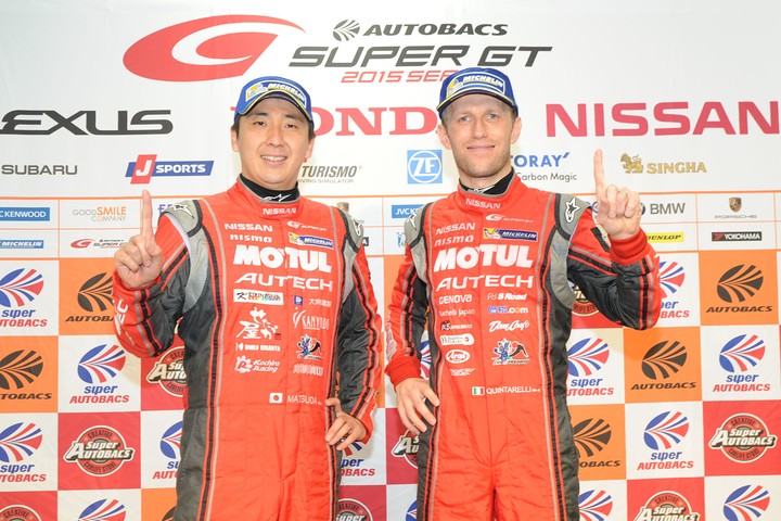 決勝フォトセッション: GT500クラスのウィナー