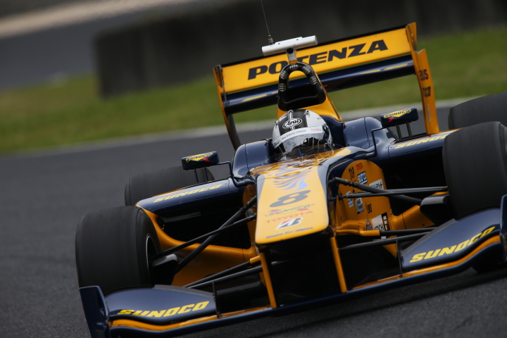 フリー走行: 小林可夢偉（Team KYGNUS SUNOCO SF14）