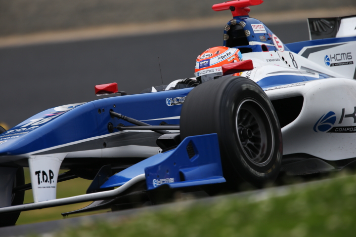 フリー走行: 中山雄一（KCMG Elyse SF14）