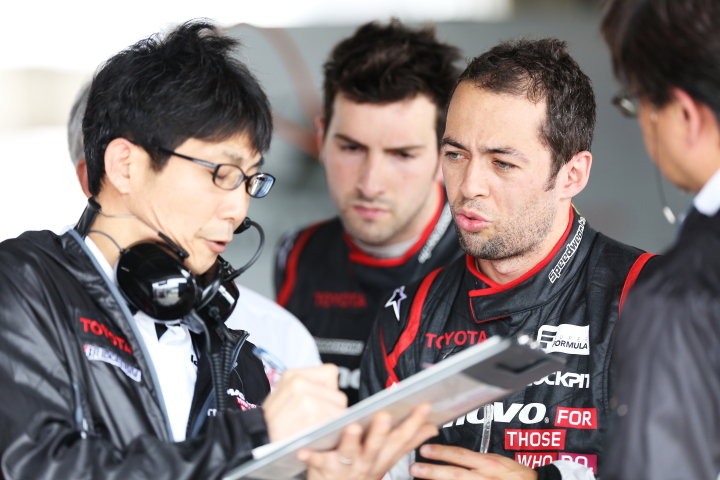 フリー走行: ジョアオ・パオロ・デ・オリベイラ（LENOVO TEAM IMPUL SF14）