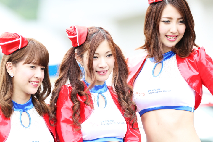 ピットウォーク: レースクイーン