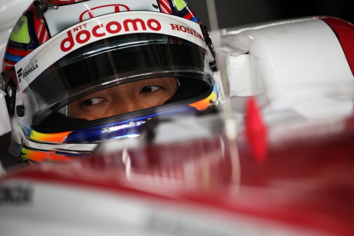 ノックアウト予選: 野尻智紀（DOCOMO DANDELION M40S SF14）