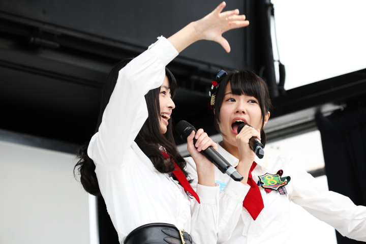 トヨタワクドキイベント: AKB48 Team8クルマサークルのミニライブ