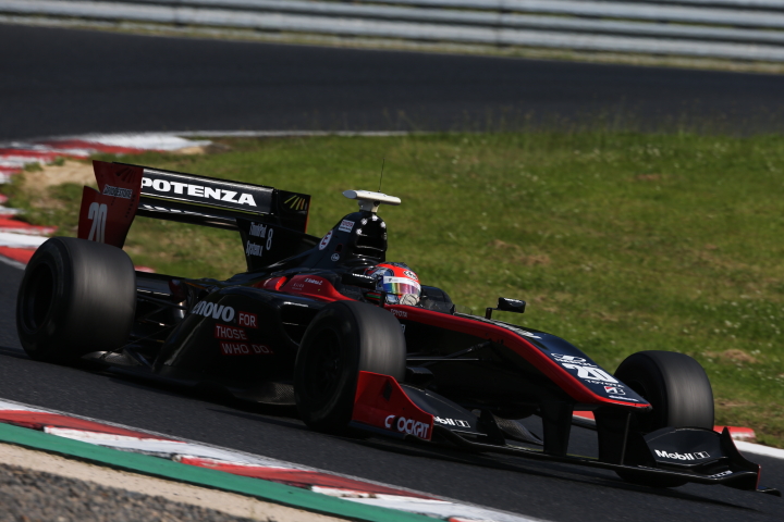 決勝レース: アンドレア・カルダレッリ（LENOVO TEAM IMPUL SF14）