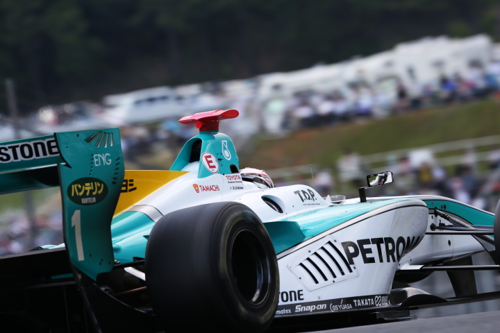 決勝レース: 大嶋和也（PETRONAS TOM’S SF14）