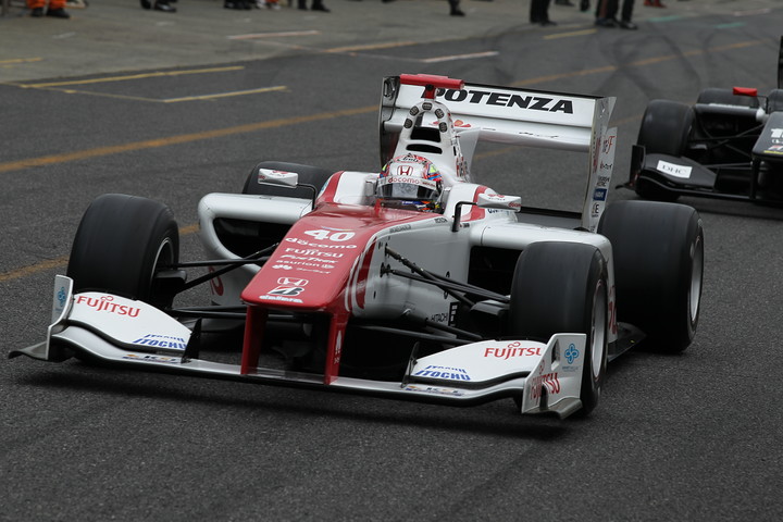 ノックアウト予選: 2位は野尻智紀（DOCOMO DANDELION M40S SF14）