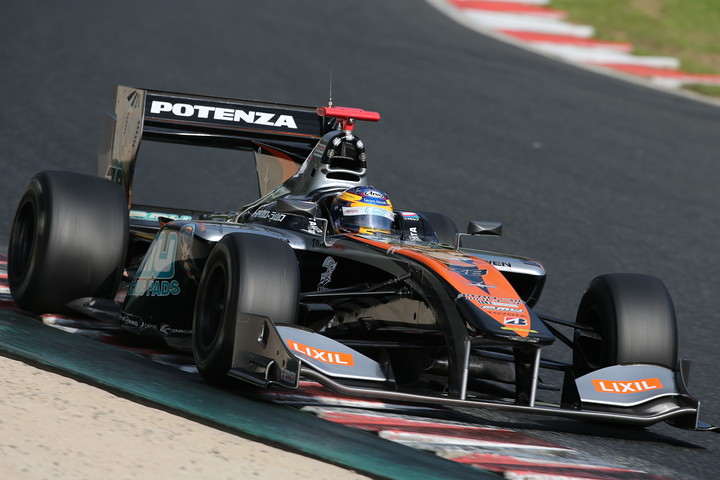 優勝は石浦宏明（P.MU/CERUMO・INGING SF14）