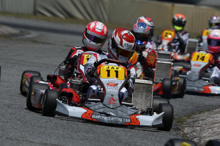 米倉選手（AKILAND RACING)