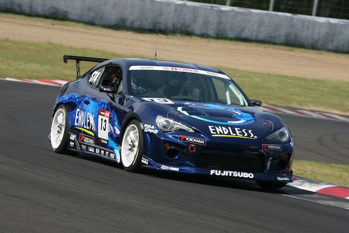 フリー走行: ST-4クラストップタイムは山内英輝／村田信博／島谷篤史組（ENDLESS.ADVAN.86）