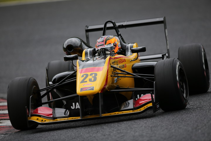 予選2位は高星明誠（B-MAX NDDP F3）