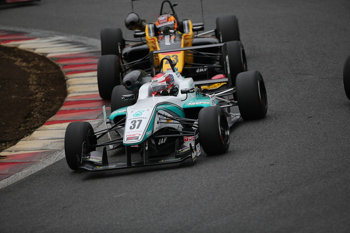 ニック・キャシディと高星明誠の争い