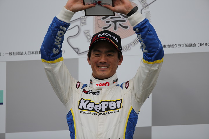Nクラス優勝の小河諒（KeePer TOM'S F306）