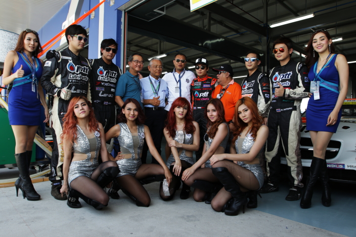 ピットウォーク: レースクイーン