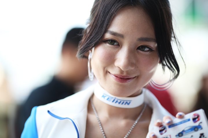 ピットウォーク: レースクイーン