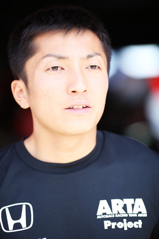 ピットウォーク: 野尻智紀（ARTA NSX CONCEPT-GT）