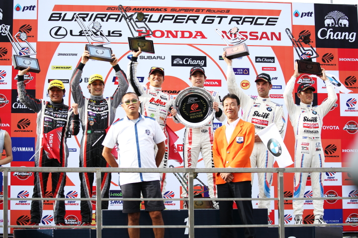 表彰式: GT300クラス
