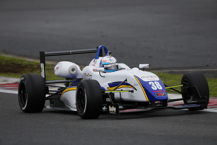 Nクラスポールポジションは小河諒（KeePer TOM'S F306）