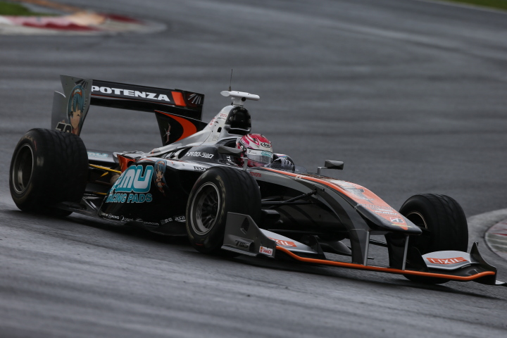 フリー走行1回目: 国本雄資（P.MU/CERUMO・INGING SF14）