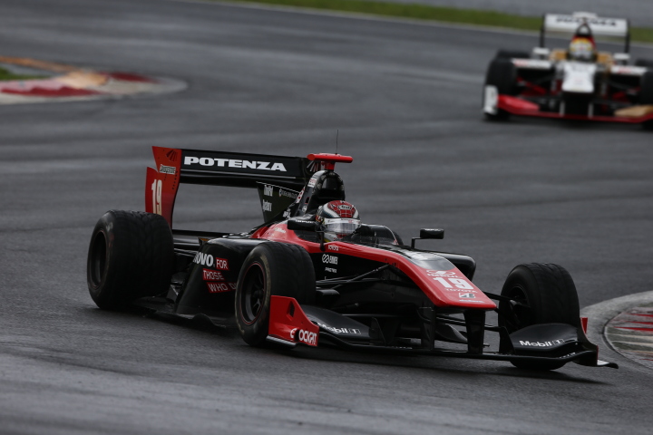 フリー走行1回目: ジョアオ・パオロ・デ・オリベイラ（LENOVO TEAM IMPUL SF14）