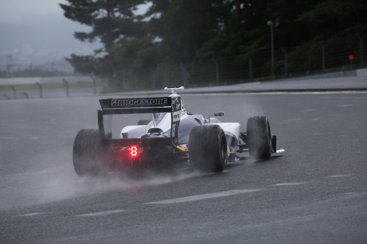 ノックアウト予選Q1: ベルトラン・バゲット（NAKAJIMA RACING SF14）