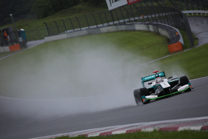 ノックアウト予選Q1: 中嶋一貴（PETRONAS TOM’S SF14）