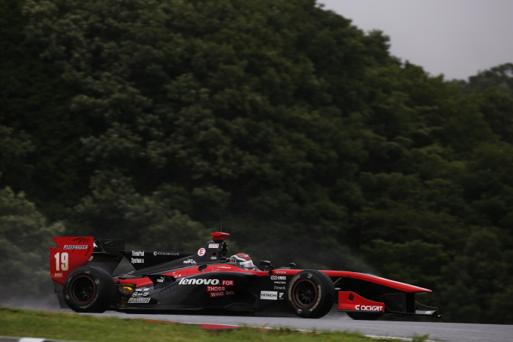 ノックアウト予選Q2: ジョアオ・パオロ・デ・オリベイラ（LENOVO TEAM IMPUL SF14）