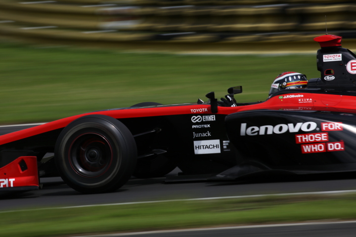 フリー走行2回目: ジョアオ・パオロ・デ・オリベイラ（LENOVO TEAM IMPUL SF14）