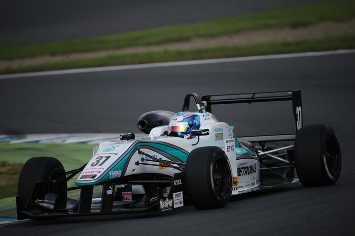 決勝2位はニック・キャシディ（PETRONAS TEAM TOM'S）