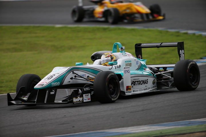 決勝2位は山下健太（PETRONAS TEAM TOM'S）