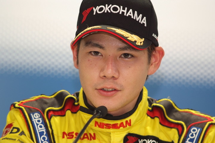 決勝記者会見: 3位の高星明誠（B-MAX Racing Team）