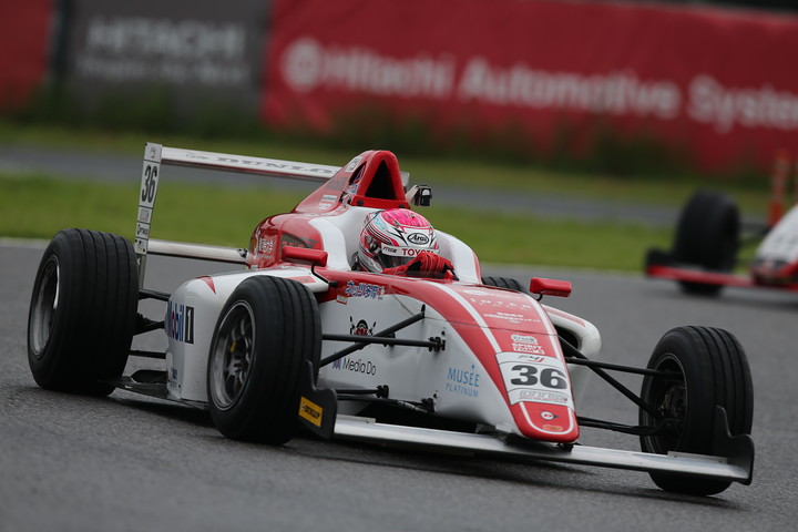 優勝は坪井翔（FTRSスカラシップF4）