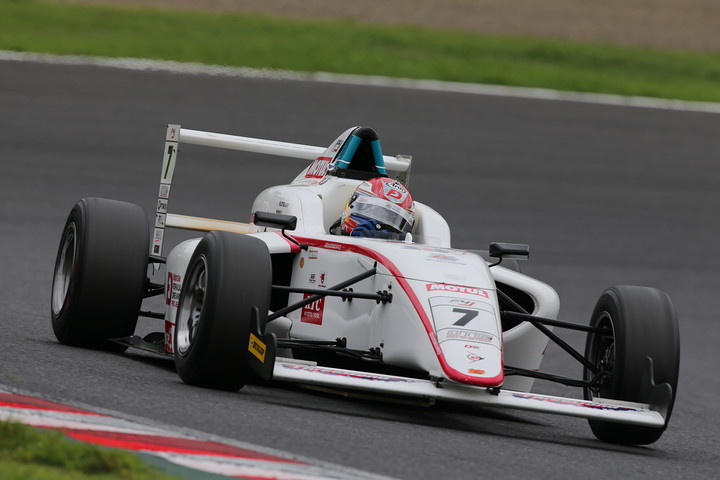 第7戦予選4位、第8戦予選3位の大津弘樹（HFDP/SRS-F/コチラレーシング）