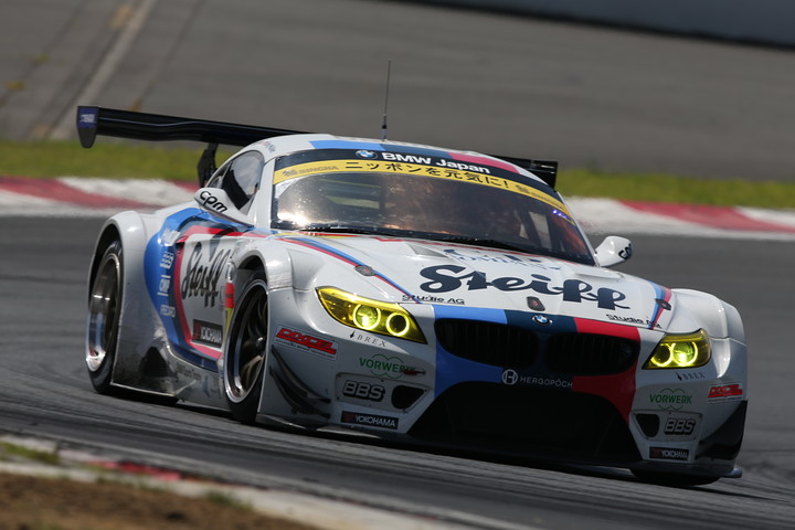 フリー走行: GT300クラストップタイムはヨルグ・ミューラー／荒聖治組（Studie BMW Z4）