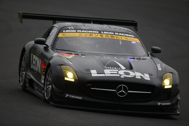 GT300クラス予選2位は黒澤治樹／蒲生尚弥組（LEON SLS）