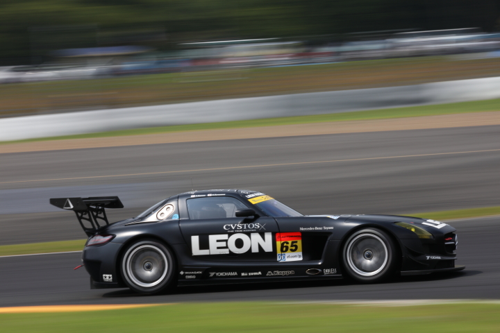 公式練習: 黒澤治樹／蒲生尚弥組（GT300クラス・LEON SLS）