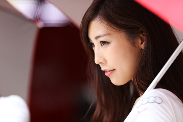 ピットウォーク: レースクイーン